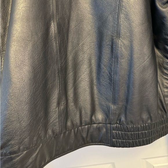 😎⭐️ SALE-Towne by London Fog Vintage Black Leather Bomber Jacket XL INSULATED - Picture 8 of 16